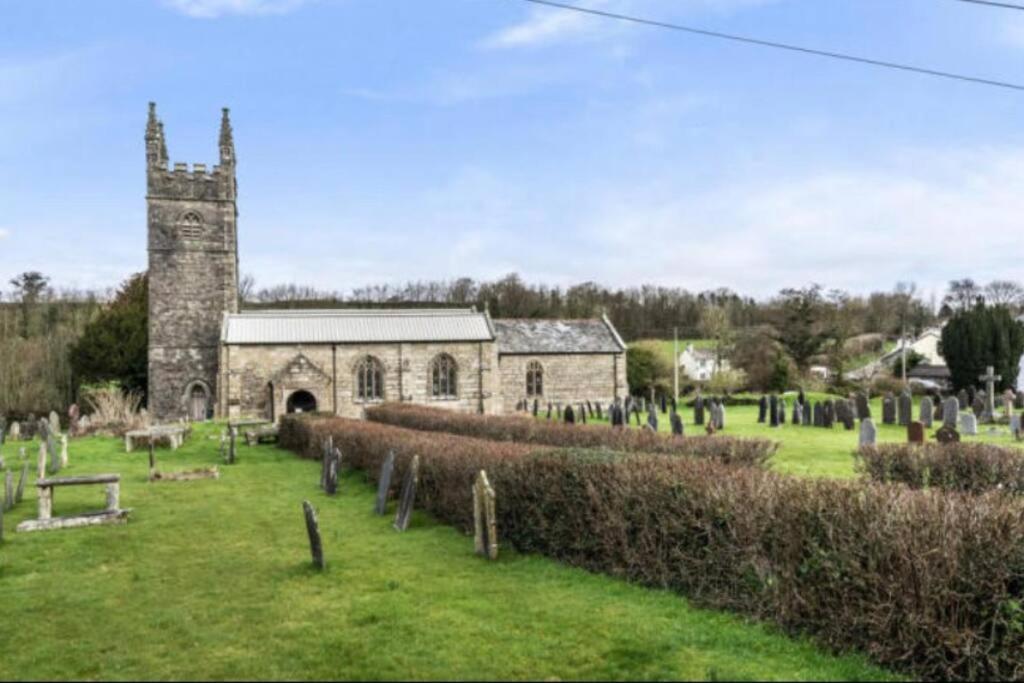 Church Gate Cottage - Bridestowe מראה חיצוני תמונה
